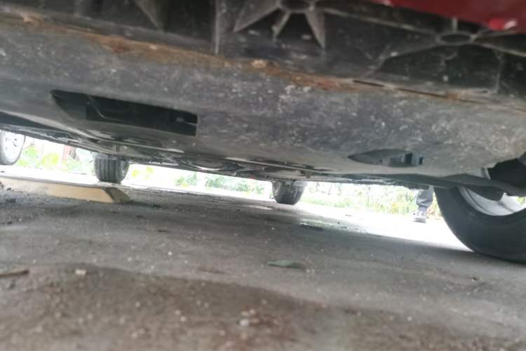 Used Nissan Tiida 2016 1.6L CVT Joyride Edition Chassis Front