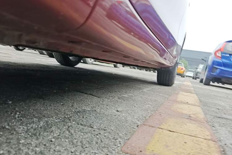 Used Nissan Tiida 2016 1.6L CVT Smart Drive Edition Chassis Front Left