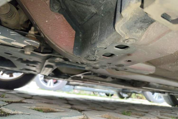Used Nissan Tiida 2016 1.6L CVT Cool Dynamic Edition Chassis Front Left