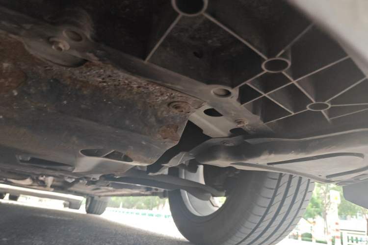 Used Nissan Tiida 2016 1.6L CVT ZhiZun Edition Chassis Front Left