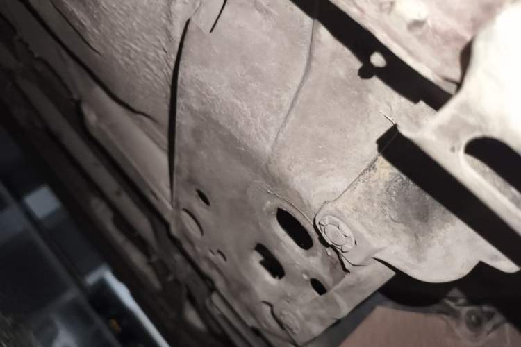 Used Nissan Tiida 2016 1.6L CVT ZhiZun Edition Chassis Front Right