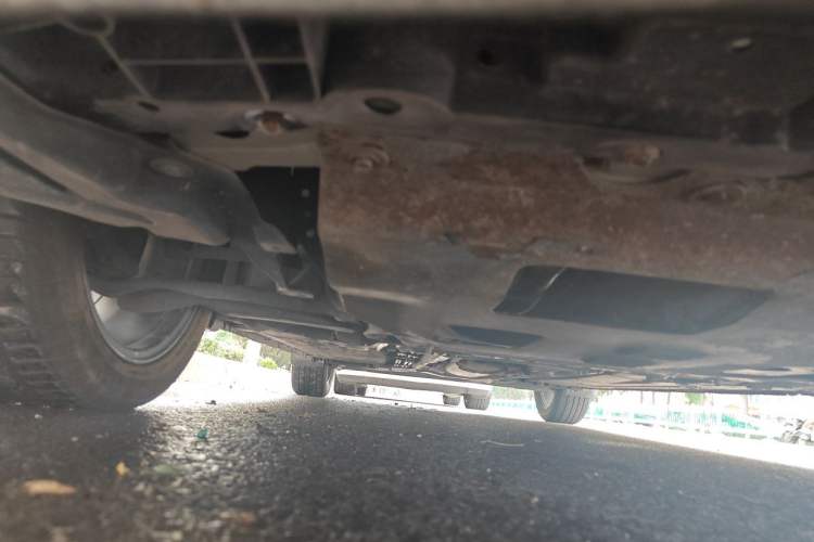 Used Nissan Tiida 2016 1.6L CVT ZhiZun Edition Chassis Front Right