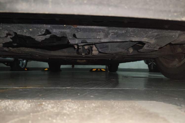 Used Nissan Tiida 2016 1.6L CVT Cool Dynamic Edition Chassis Front