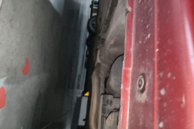 Used Nissan Tiida 2016 1.6L CVT Joyride Edition Chassis Rear Left