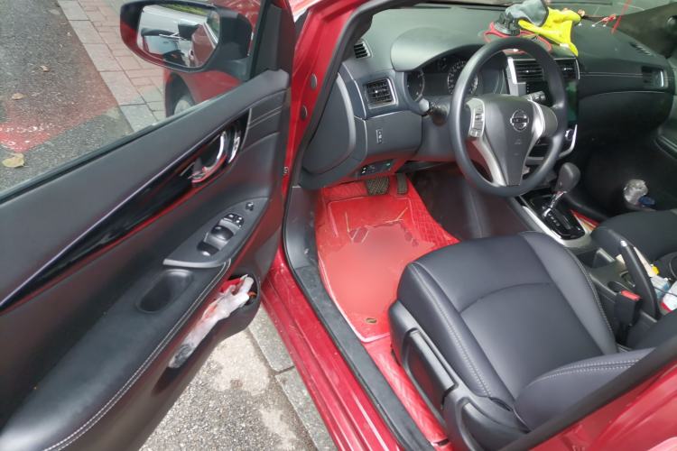Used Nissan Tiida 2016 1.6L CVT Cool Dynamic Edition Driver Seat
