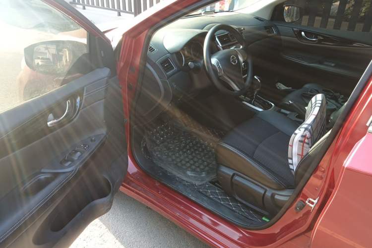 Used Nissan Tiida 2016 1.6L CVT Smart Drive Edition Driver Seat