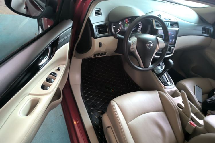 Used Nissan Tiida 2016 1.6L CVT Joyride Edition Driver Seat