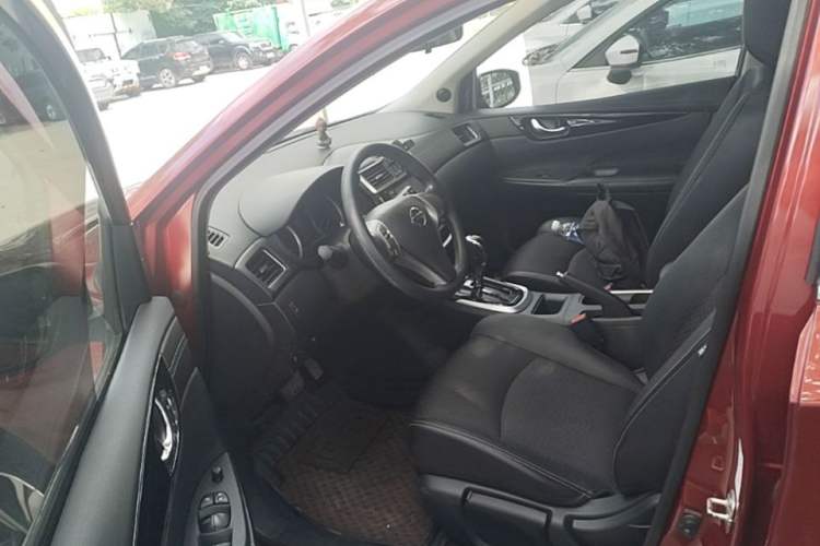 Used Nissan Tiida 2016 1.6L CVT Smart Drive Edition Driver Seat