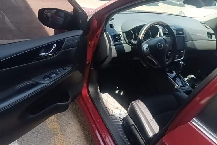 Used Nissan Tiida 2016 1.6L CVT Smart Drive Edition Driver Seat