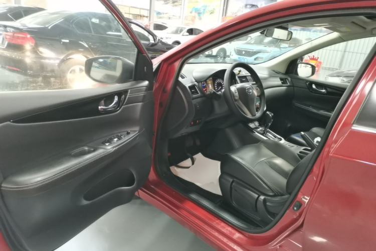 Used Nissan Tiida 2016 1.6L CVT ZhiZun Edition Driver Seat