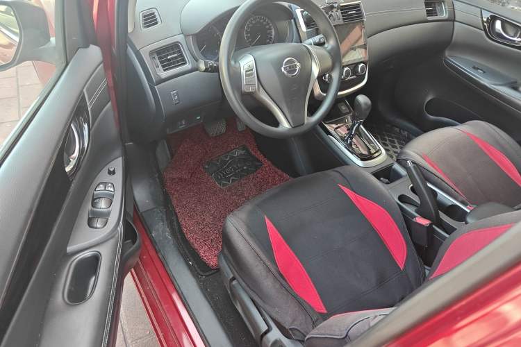 Used Nissan Tiida 2016 1.6L CVT Cool Dynamic Edition Driver Seat