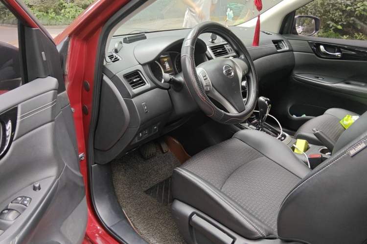 Used Nissan Tiida 2016 1.6L CVT Smart Drive Edition Driver Seat
