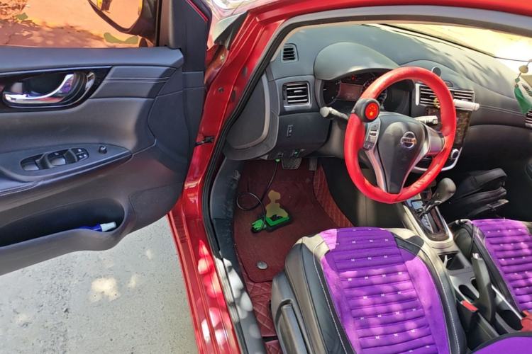 Used Nissan Tiida 2016 1.6L CVT Cool Dynamic Edition Driver Seat