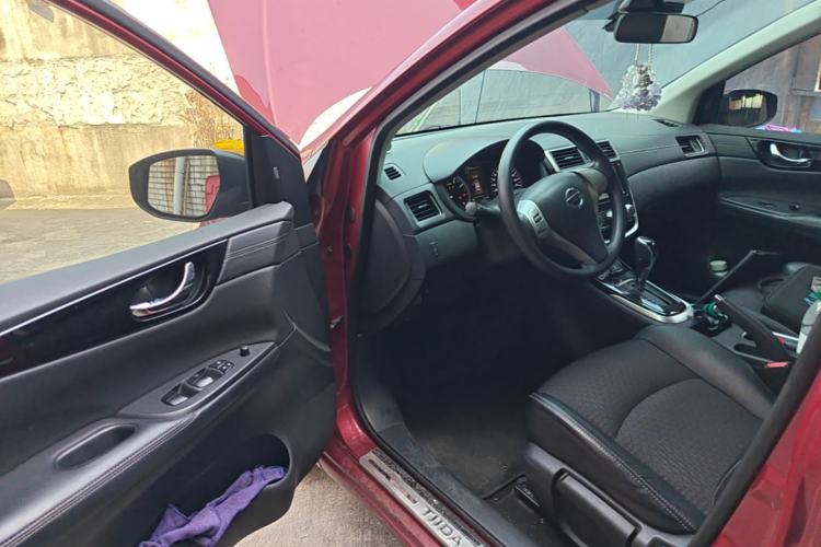 Used Nissan Tiida 2016 1.6L CVT Smart Drive Edition Driver Seat