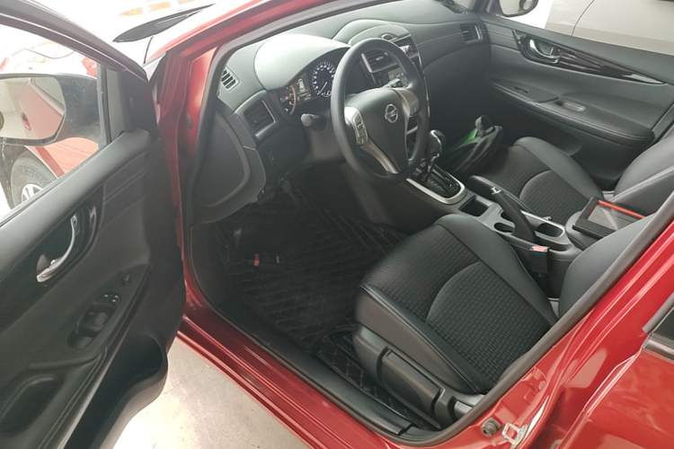 Used Nissan Tiida 2016 1.6L CVT Smart Drive Edition Driver Seat