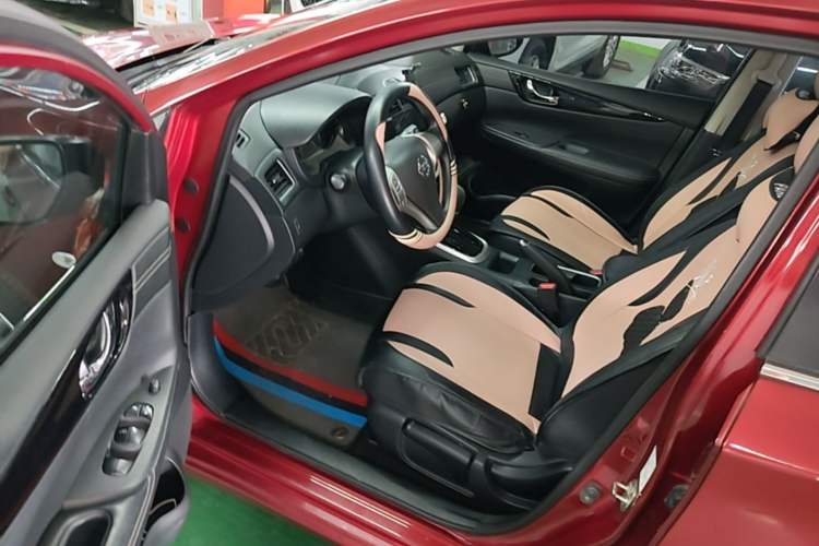 Used Nissan Tiida 2016 1.6L CVT Cool Dynamic Edition Driver Seat