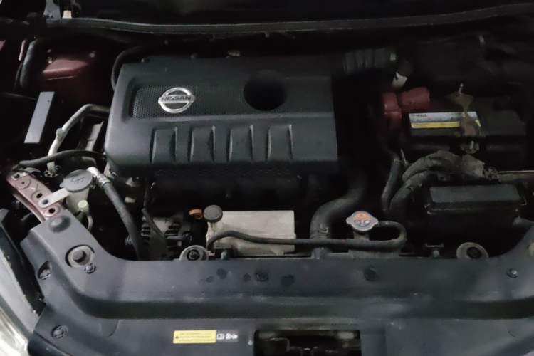 Used Nissan Tiida 2016 1.6L CVT Cool Dynamic Edition Engine Bay