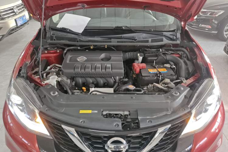 Used Nissan Tiida 2016 1.6L CVT ZhiZun Edition Engine Bay