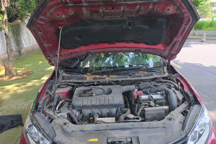 Used Nissan Tiida 2016 1.6L CVT Cool Dynamic Edition Engine Bay