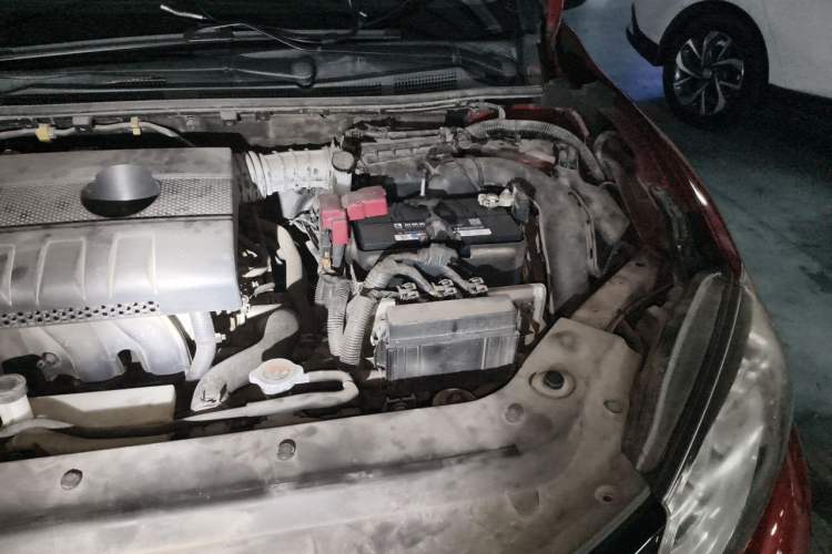 Used Nissan Tiida 2016 1.6L CVT Joyride Edition Engine Bay Left