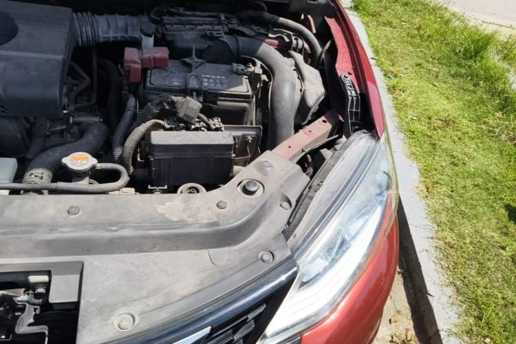 Used Nissan Tiida 2016 1.6L CVT Smart Drive Edition Engine Bay Left