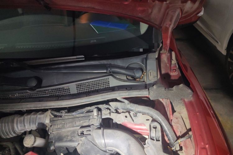 Used Nissan Tiida 2016 1.6L CVT Smart Drive Edition Engine Bay Left