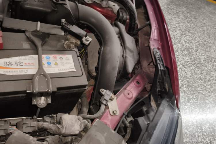 Used Nissan Tiida 2016 1.6L CVT ZhiZun Edition Engine Bay Left