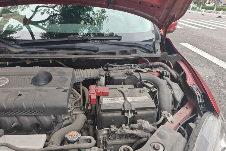 Used Nissan Tiida 2016 1.6L CVT ZhiZun Edition Engine Bay Left