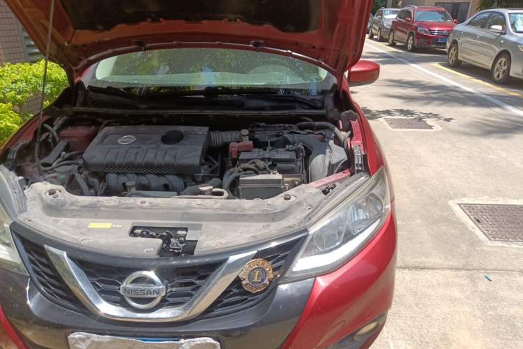 Used Nissan Tiida 2016 1.6L CVT Cool Dynamic Edition Engine Bay Left
