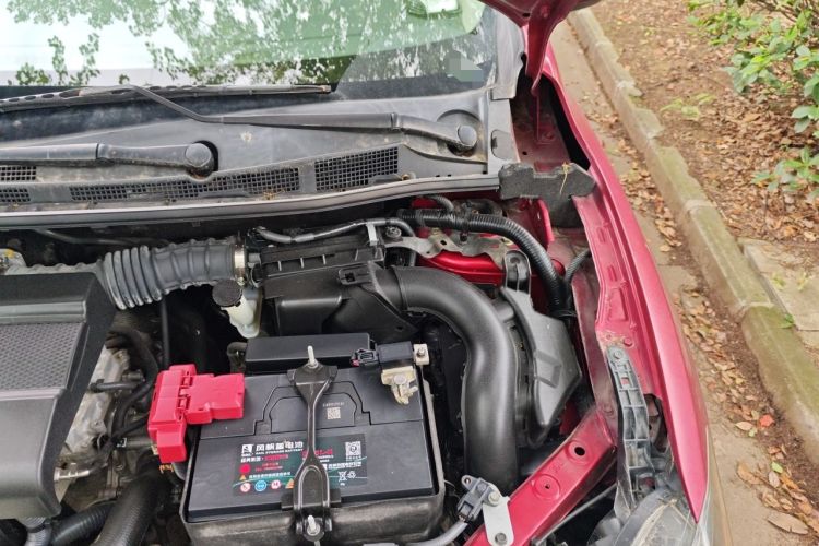 Used Nissan Tiida 2016 1.6L CVT ZhiZun Edition Engine Bay Left