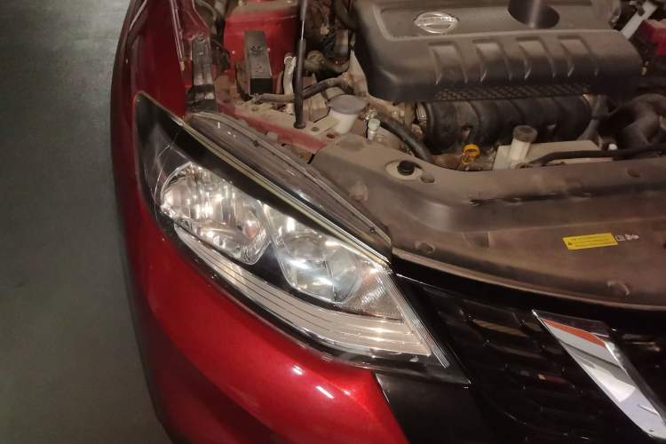 Used Nissan Tiida 2016 1.6L CVT Smart Drive Edition Engine Bay Right