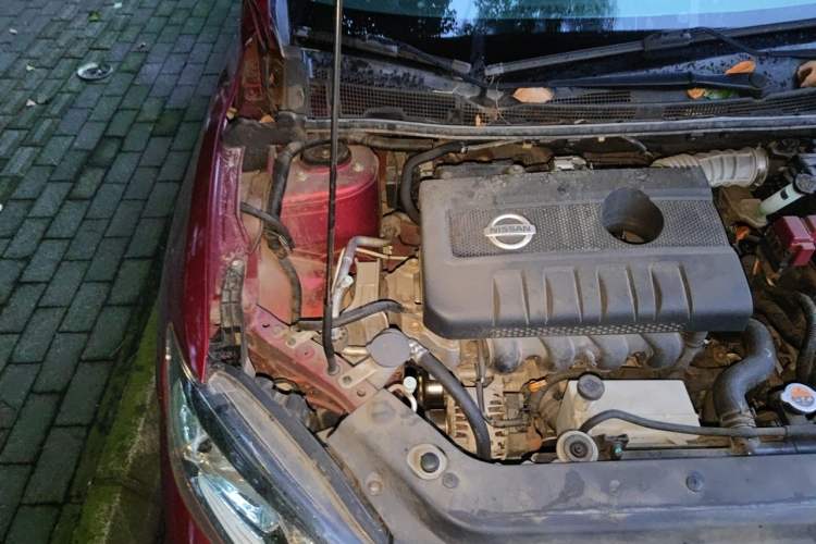 Used Nissan Tiida 2016 1.6L CVT Cool Dynamic Edition Engine Bay Right