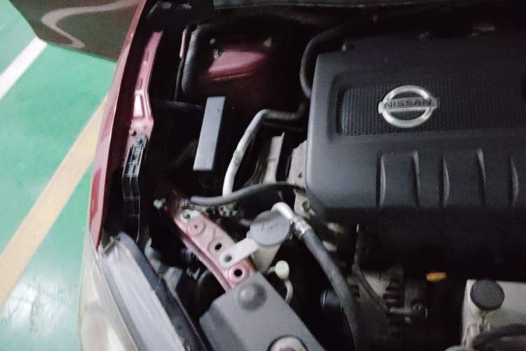 Used Nissan Tiida 2016 1.6L CVT Cool Dynamic Edition Engine Bay Right