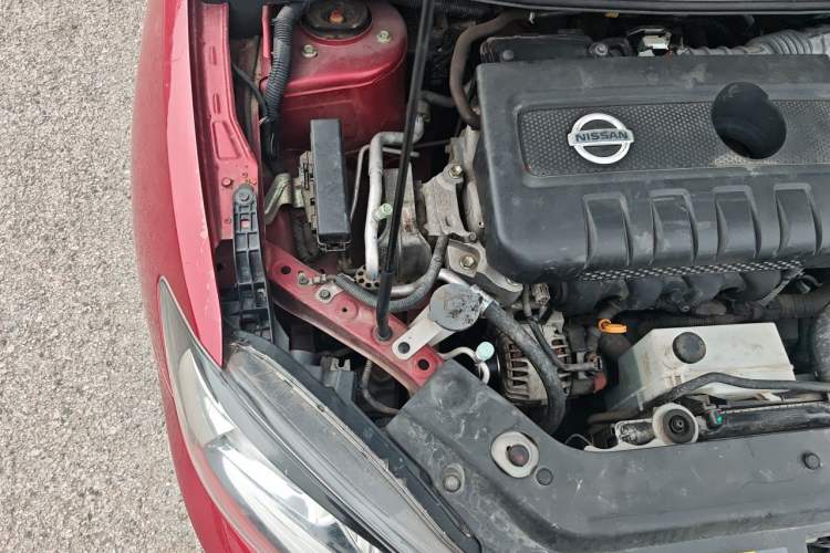 Used Nissan Tiida 2016 1.6L CVT Smart Drive Edition Engine Bay Right