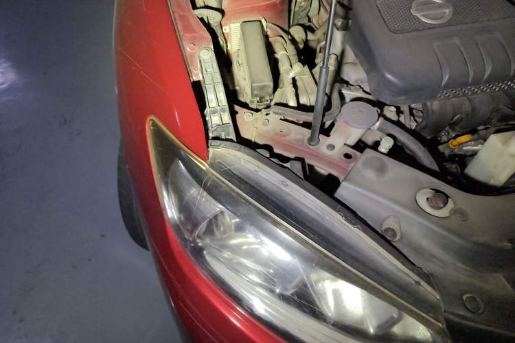 Used Nissan Tiida 2016 1.6L CVT Smart Drive Edition Engine Bay Right