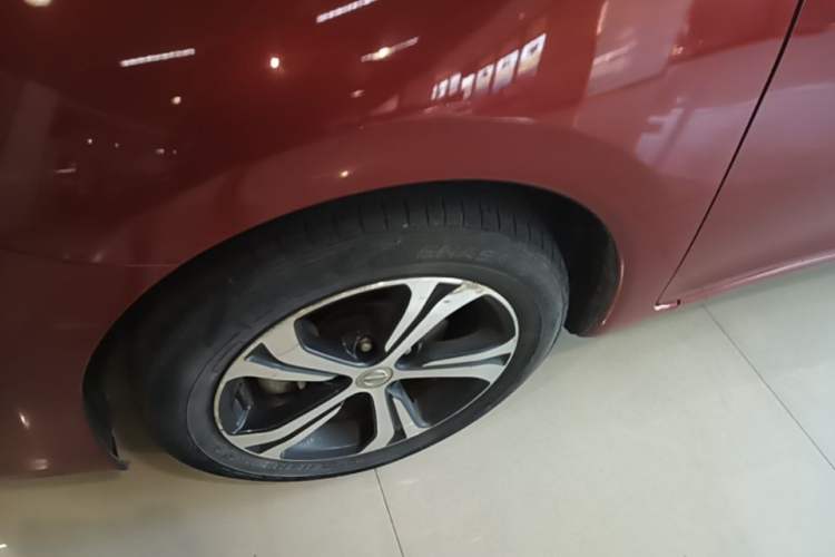 Used Nissan Tiida 2016 1.6L CVT Smart Drive Edition Exterior 1