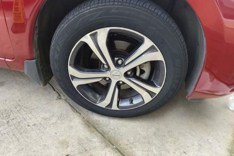 Used Nissan Tiida 2016 1.6L CVT Smart Drive Edition Exterior 1