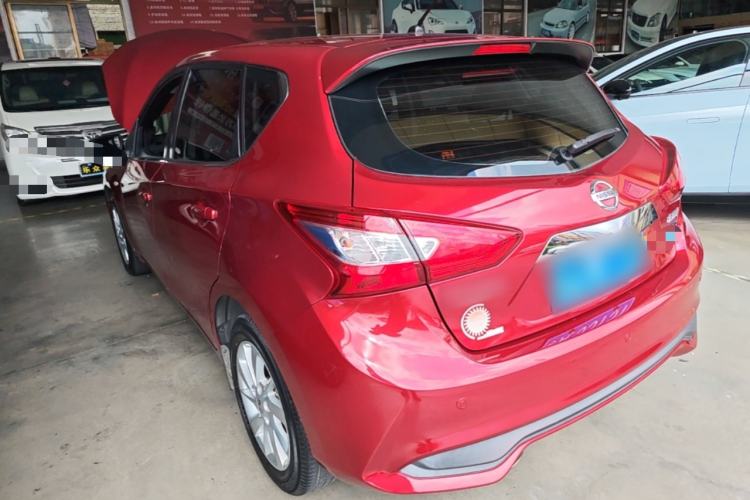 Used Nissan Tiida 2016 1.6L CVT Cool Dynamic Edition Exterior 2