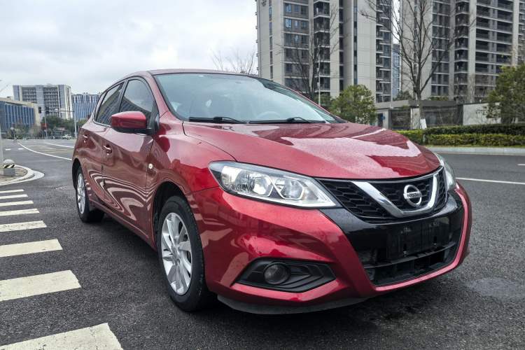 Used Nissan Tiida 2016 1.6L CVT Cool Dynamic Edition Exterior 2