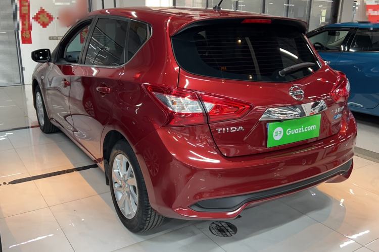 Used Nissan Tiida 2016 1.6L CVT Cool Dynamic Edition Exterior 2