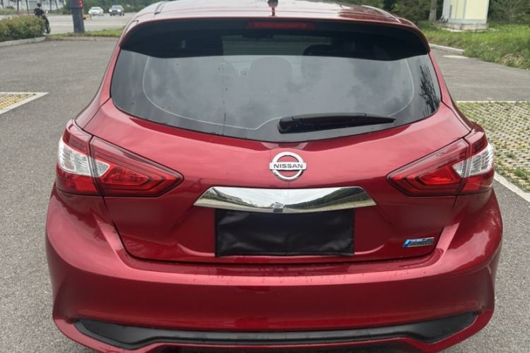 Used Nissan Tiida 2016 1.6L CVT Smart Drive Edition Exterior 3