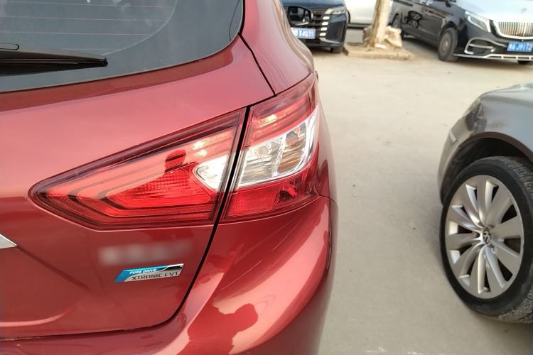 Used Nissan Tiida 2016 1.6L CVT Smart Drive Edition Exterior 3