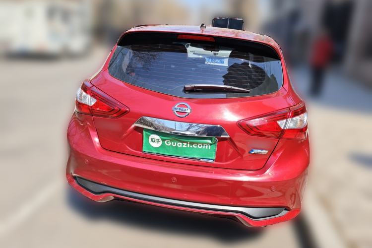 Used Nissan Tiida 2016 1.6L CVT Cool Dynamic Edition Exterior 4