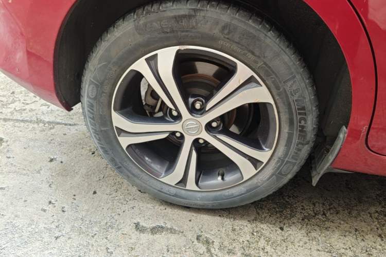 Used Nissan Tiida 2016 1.6L CVT Smart Drive Edition Exterior 5