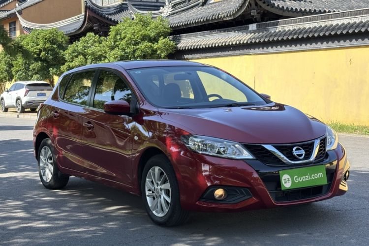 Used Nissan Tiida 2016 1.6L CVT Cool Dynamic Edition Exterior 5