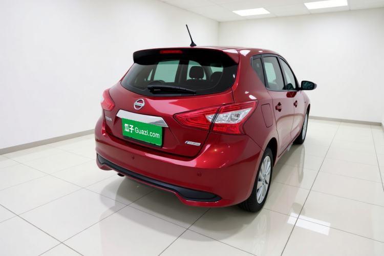 Used Nissan Tiida 2016 1.6L CVT Cool Dynamic Edition Exterior 5