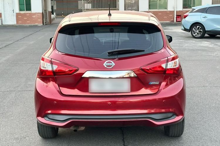 Used Nissan Tiida 2016 1.6L CVT Cool Dynamic Edition Exterior 7