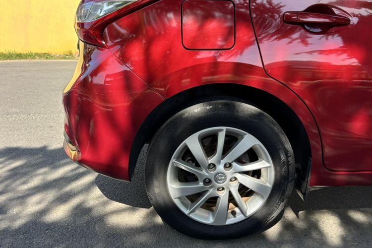 Used Nissan Tiida 2016 1.6L CVT Cool Dynamic Edition Exterior 8