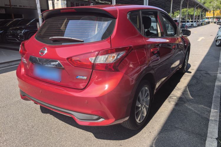 Used Nissan Tiida 2016 1.6L CVT Cool Dynamic Edition Exterior 8