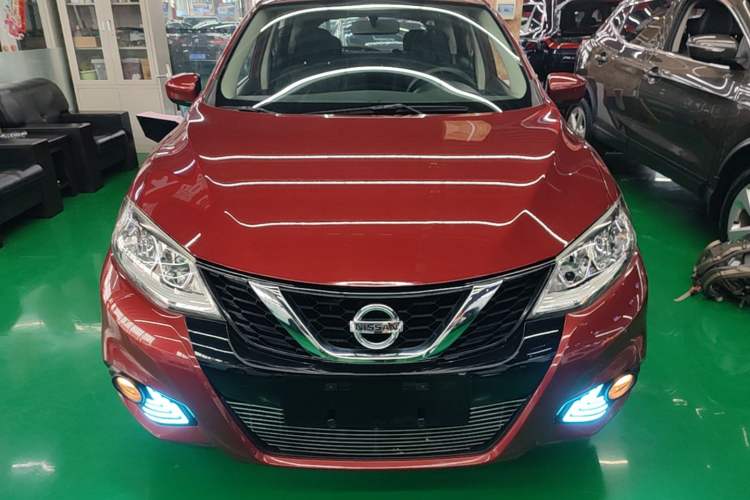 Used Nissan Tiida 2016 1.6L CVT Cool Dynamic Edition Front